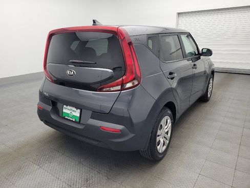 Used 2021 Kia Soul LX image 9