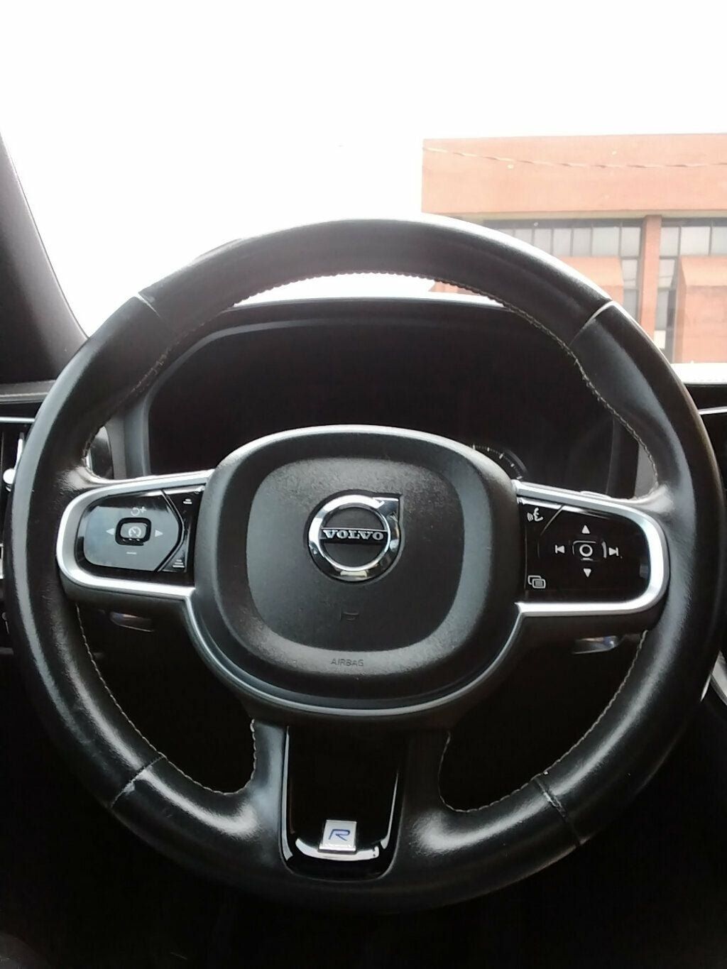 Used 2020 Volvo S60 T5 R-Design FWD image 14