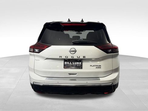 Used 2025 Nissan Rogue Platinum w/ Tech Package AWD/4WD image 7