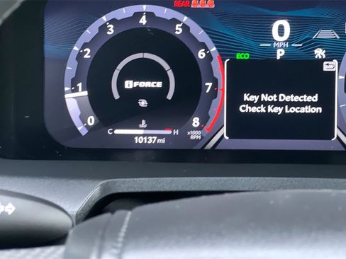 Certified 2025 Toyota Tacoma TRD Off-Road image 30