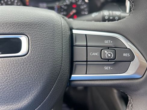 New 2025 Jeep Compass Latitude w/ Sun & Sound Group image 44