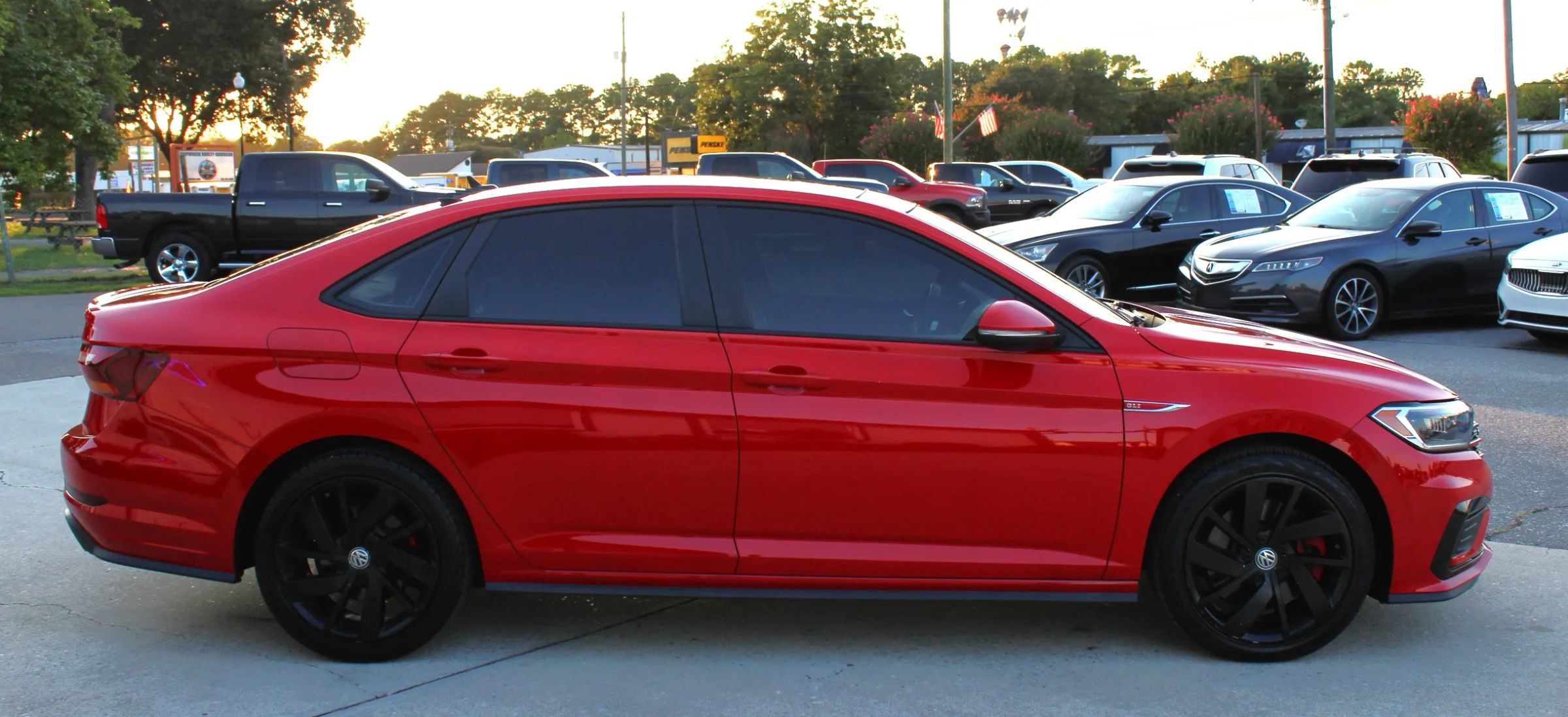 Used 2019 Volkswagen Jetta GLI Autobahn FWD image 6