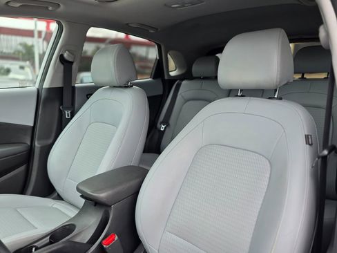 Used 2019 Hyundai Kona Limited image 24