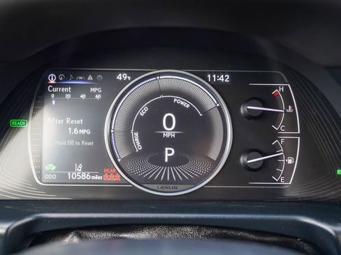 Used 2024 Lexus ES 300h 300h Luxury image 28