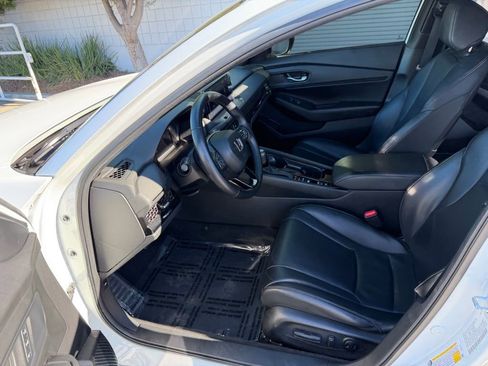 Used 2023 Honda Accord Sport image 15