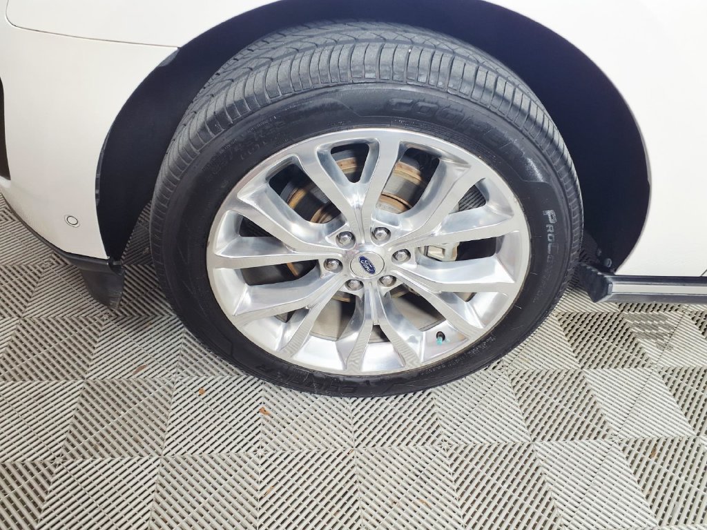 Used 2018 Ford Expedition Max Limited w/ Equipment Group 302A RWD image 7