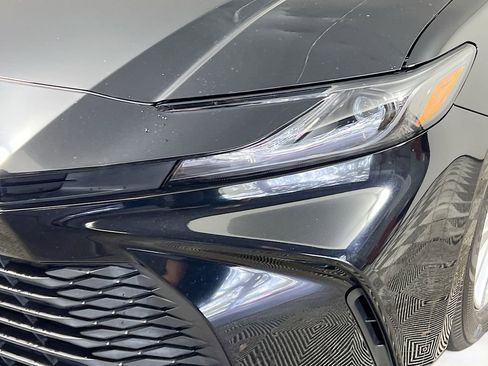 Used 2025 Toyota Camry LE w/ Convenience Package FWD image 8