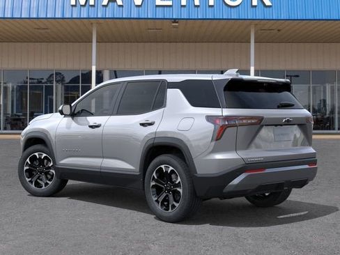 New 2026 Chevrolet Equinox LT FWD image 3