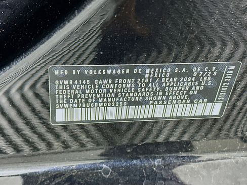 Used 2024 Volkswagen Jetta SE image 12