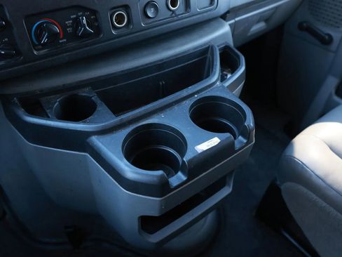 Used 2012 Ford E-350 and Econoline 350 XL image 36