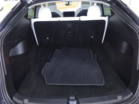 Used 2021 Tesla Model Y Performance image 25