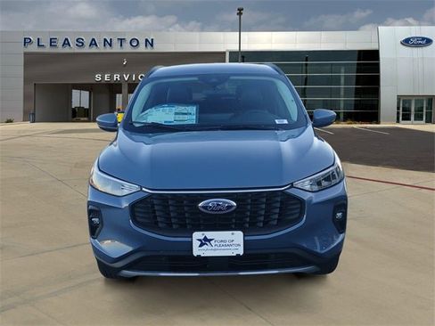 New 2026 Ford Escape SE image 8