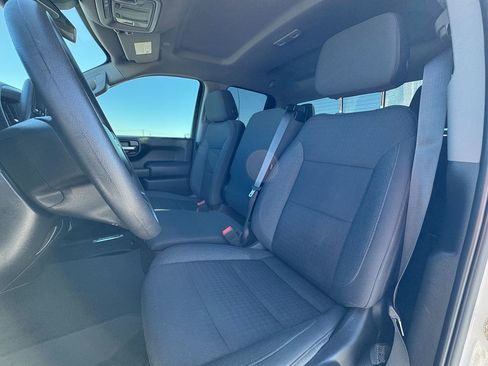 Used 2023 Chevrolet Silverado 1500 Custom image 36