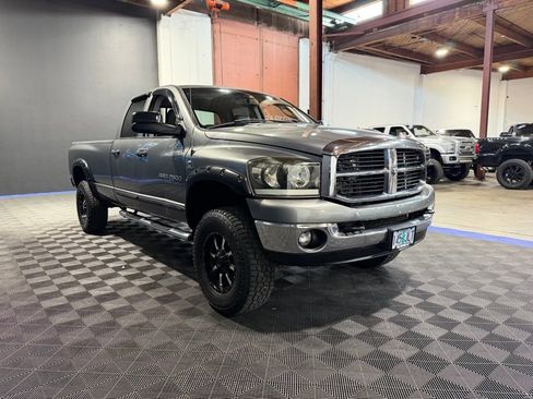 Used 2006 Dodge Ram 2500 Truck SLT w/ Quad Cab Big Horn Value Group image 6