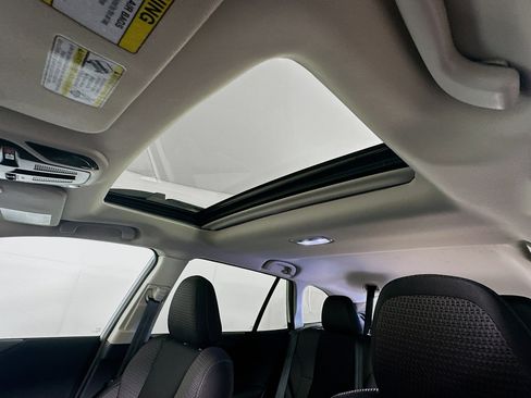 Used 2025 Subaru Outback Premium image 25