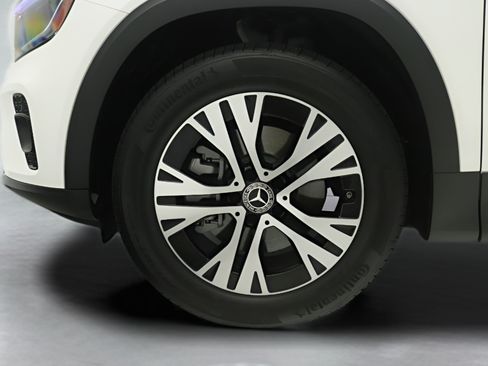 Certified 2026 Mercedes-Benz GLB 250 image 26