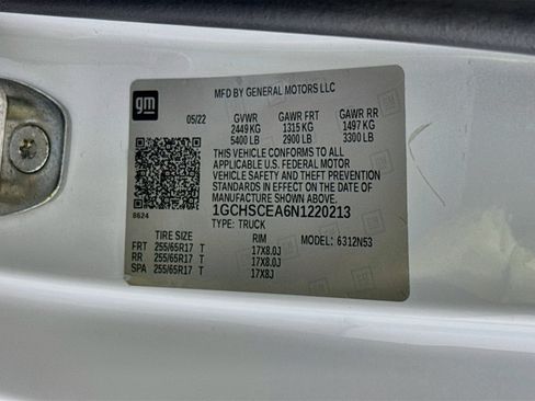 Used 2022 Chevrolet Colorado LT w/ Fleet Safety Package RWD image 35