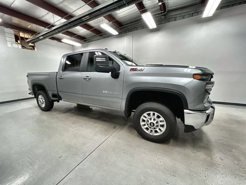 Certified 2025 Chevrolet Silverado 2500 LT w/ All Star Edition AWD/4WD image 9
