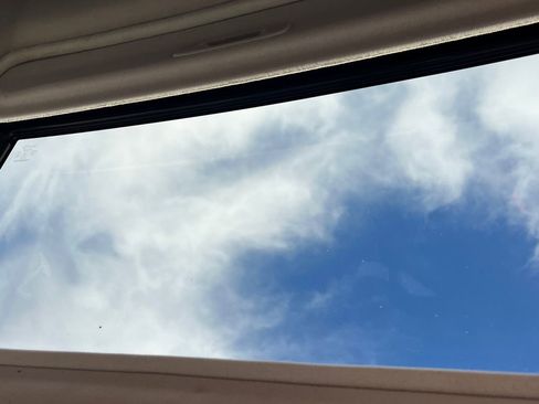 Used 2020 Subaru Crosstrek 2.0i Premium w/ Moonroof Package 2 image 16