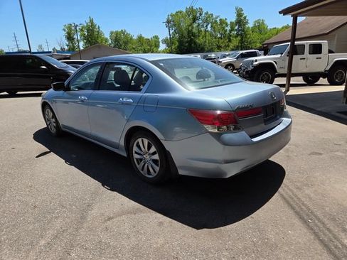 Used 2011 Honda Accord EX image 4