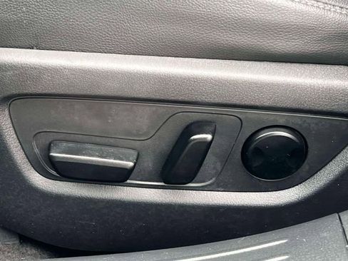 Used 2025 MAZDA CX-50 AWD 2.5 S w/ Preferred Package image 19