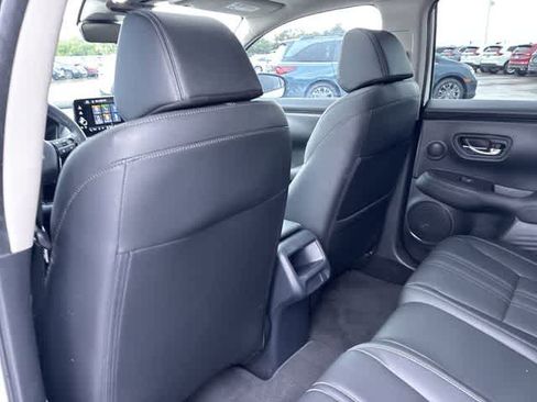 Certified 2024 Honda HR-V EX-L image 27