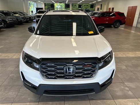 Used 2023 Honda Passport TrailSport image 17