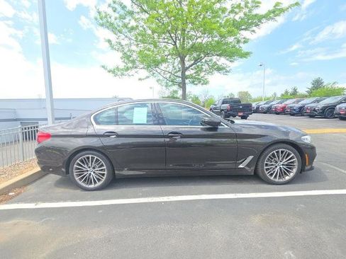Used 2019 BMW 530i xDrive w/ Luxury Package image 4