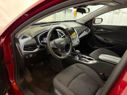 Used 2023 Chevrolet Malibu LT FWD image 24