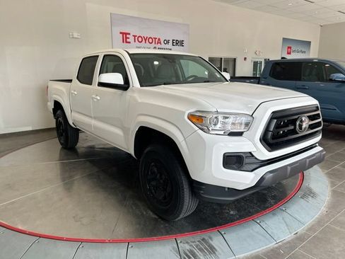 Certified 2023 Toyota Tacoma SR AWD/4WD image 1