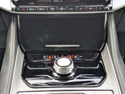 New 2026 Jeep Grand Wagoneer 2WD w/ 8-Passenger Seating Package image 22