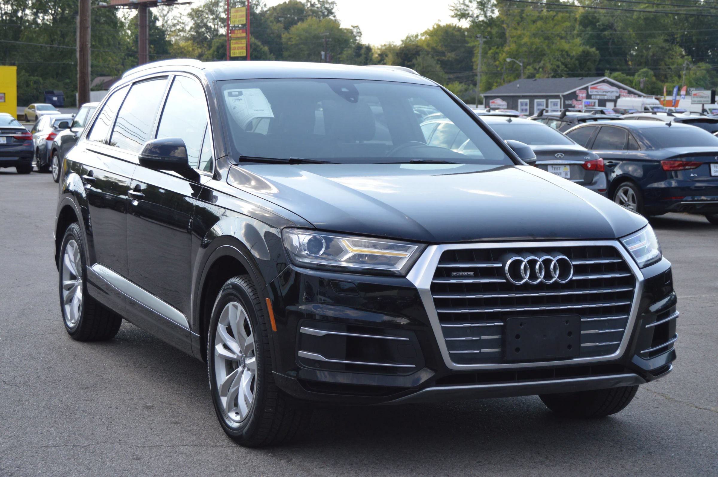 Used 2018 Audi Q7 3.0T Premium AWD/4WD image 2