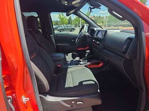 Used 2025 Nissan Frontier PRO-4X w/ Pro Convenience Package AWD/4WD image 18