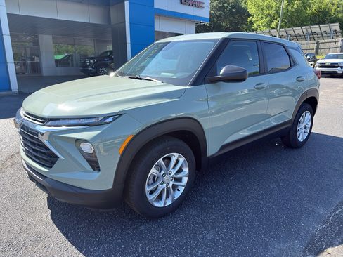 New 2026 Chevrolet TrailBlazer LS FWD image 1