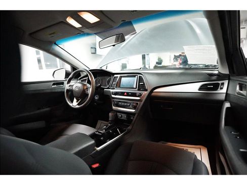 Used 2018 Hyundai Sonata SE w/ Cargo Package image 14