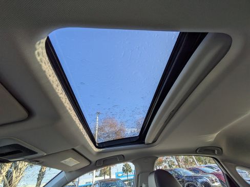 Certified 2024 Honda Civic EX-L image 27