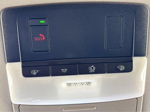 New 2026 Nissan Pathfinder Platinum w/ Cargo Package FWD image 32