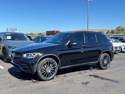 Used 2022 Mercedes-Benz GLC 300 w/ AMG Line image 22