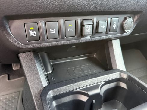 Used 2023 Toyota Tacoma Limited w/ Nightshade Package AWD/4WD image 20