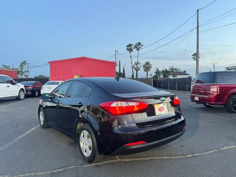 Used 2016 Kia Forte LX FWD image 4