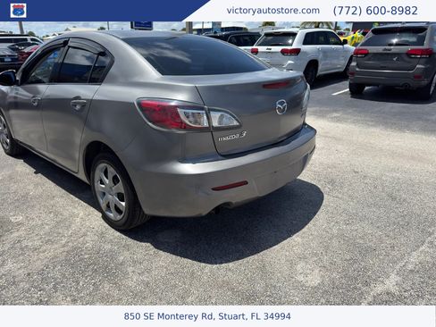 Used 2013 MAZDA MAZDA3 i Sport FWD image 5