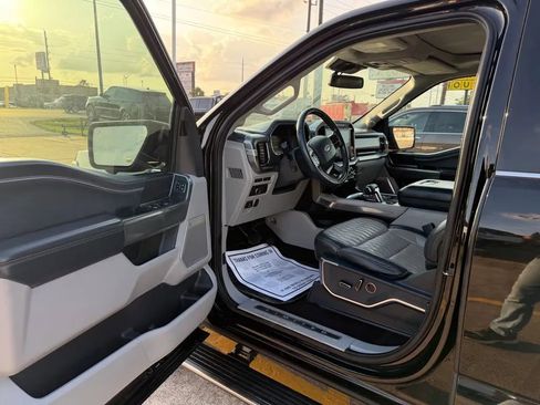 Used 2021 Ford F150 Limited RWD image 15