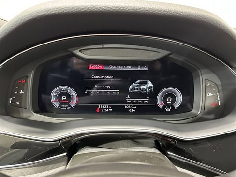 Used 2023 Audi Q8 Premium Plus image 14