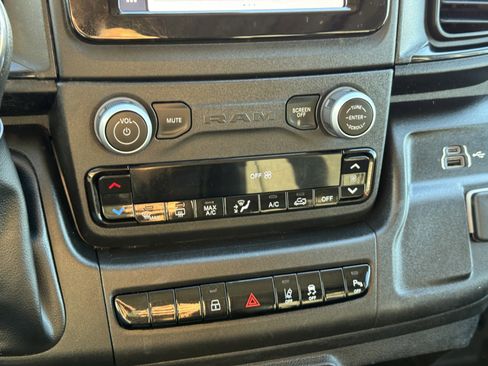 Used 2024 RAM ProMaster 2500 w/ Safety Group image 14