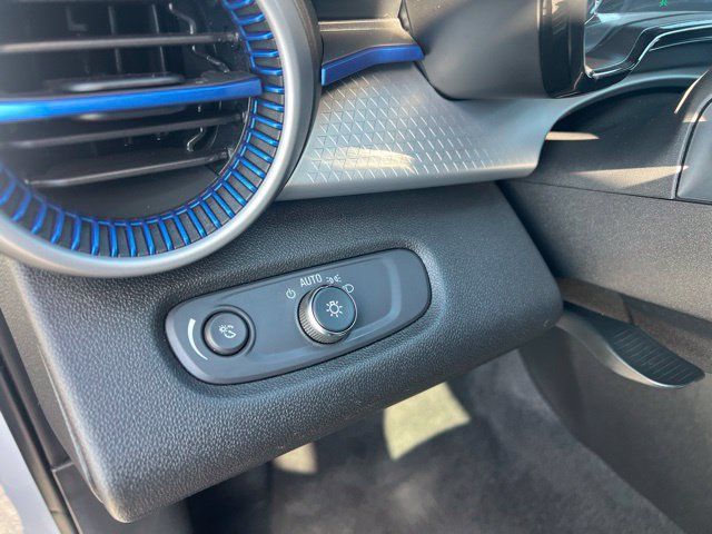 Used 2024 Chevrolet Trax LS FWD image 19