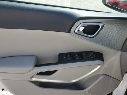 Certified 2024 Kia Soul LX FWD image 16