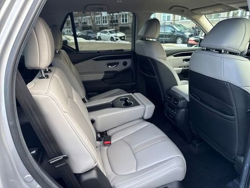 Certified 2024 Honda Pilot EX-L image 18