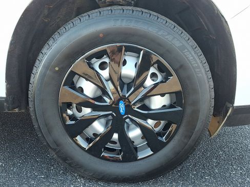 Certified 2023 Ford Maverick XL w/ Equipment Group 100A Standard image 8