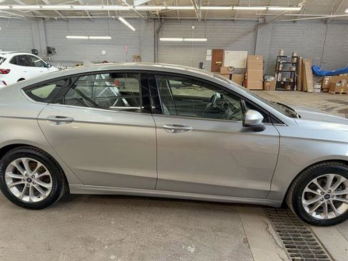 Certified 2020 Ford Fusion SE image 14