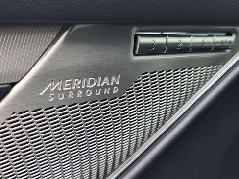 New 2025 Jaguar F-PACE R-Dynamic S image 14